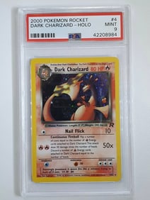 2000 Pokemon Dark Charizard HOLO 4/82 Team Rocket - PSA 9