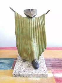 SERGIO BUSTAMANTE " GIVING " BRONZE SCULPTURE SIGNED AND NUMBERED