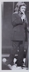 JOHNNY CASH Signed 4"x8" B&W Photo (Beckett LOA)