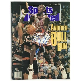 Michael Jordan Signed Sports Illustrated Magazine Bulls (BAS LOA)