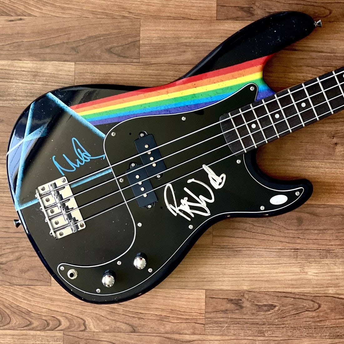 ROGER WATERS & NICK MASON Signed Bass Guitar JSA COA TRUE 1/1 PINK FLOYD ? (1 of 4)