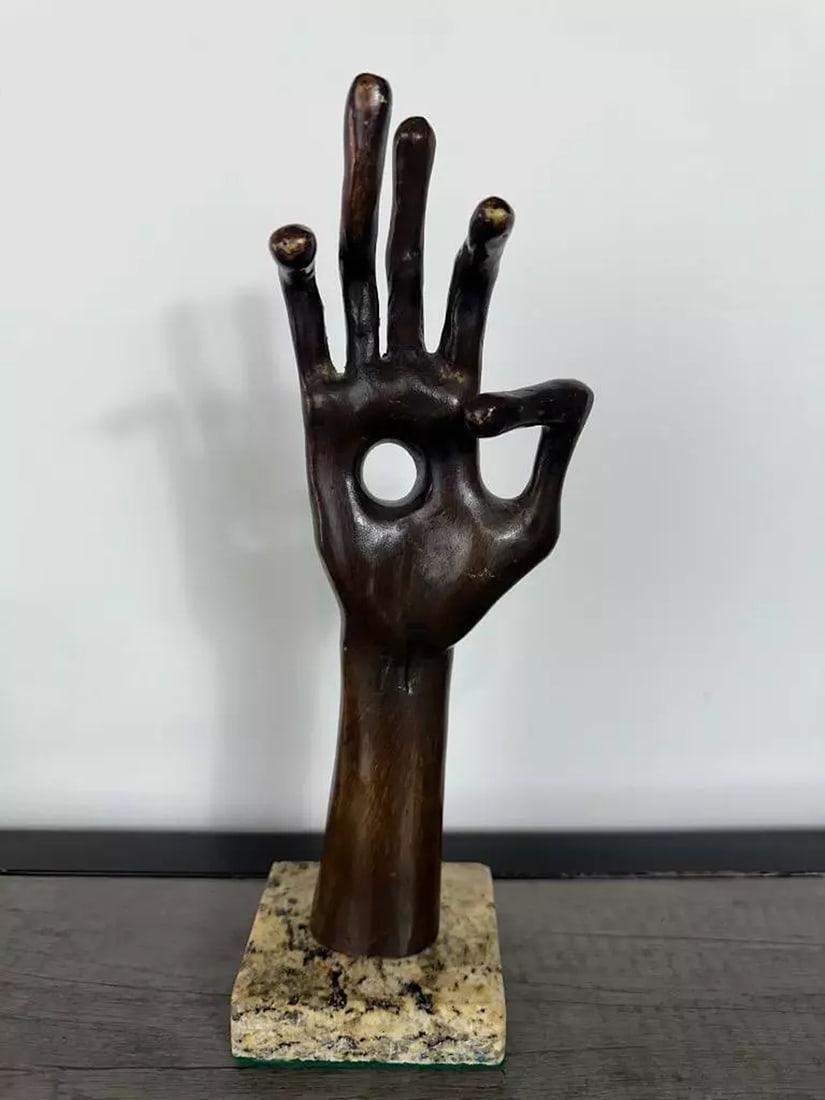 MATHIAS GOERITZ BRONZE SCULPTURE " DIVINE HAND " SIGNED AND NUMBERED -10 3/4 INCH X 4 INCH X 3: Condition: Used,Artist: MATHIAS GOERITZ,Unit of Sale: Single Piece,Type: Sculpture,Format: Statue,Signed: Yes,Title: DIVINE HAND,Features: Numbered,Material: Bronze,Production Technique: Bronze Castin