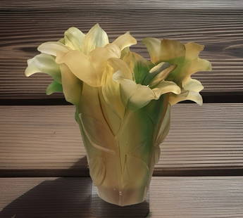 Xl Unique Collector Nancy Daum Style Vase Crystal Green Amber Ombré H9?? Heavy: Condition: Used: An item that has been used previously. The item may have some signs of cosmetic wear, but is fully operational and functions as intended. This item may be a floor model or store