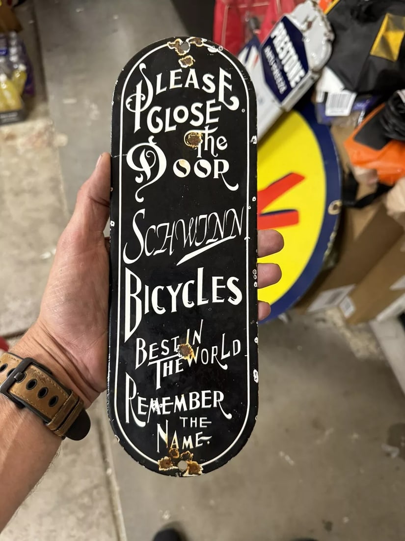 VINTAGE 12?? SCHWINN BICYCLE DOOR PALM PUSH PORCELAIN SIGN CAR GAS TRUCK OIL (1 of 6)