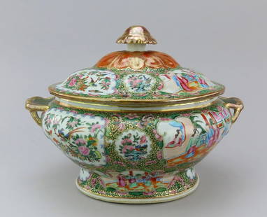 Impressive Mid 1800s Chinese Famille Rose Mandarin Bird Butterfly Large Tureen: Color: Multi-Color,Primary Material: Porcelain & Pottery,Age: 1850-1899,Original/Reproduction: Antique Original,Region of Origin: China