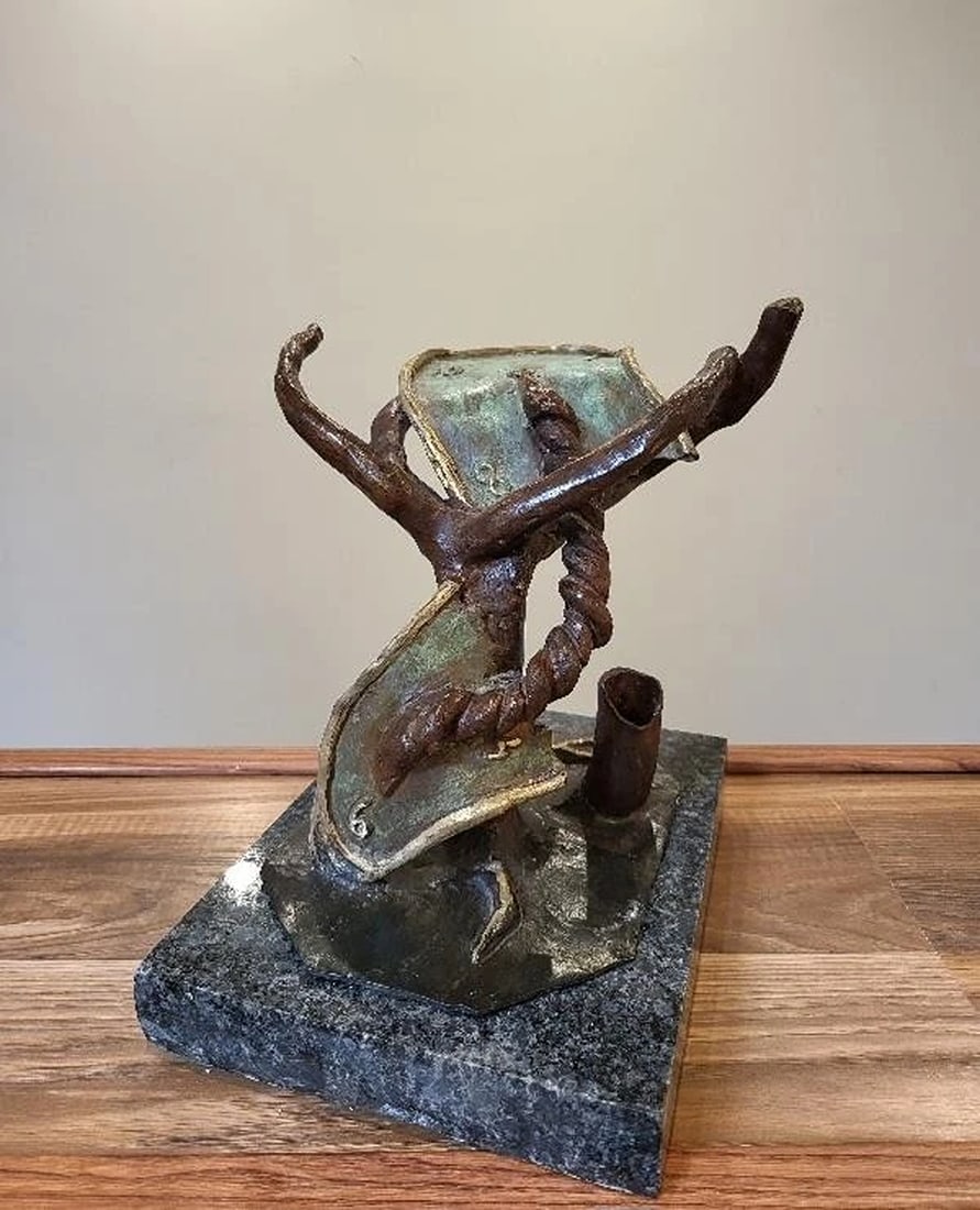 SALVADOR DALI BRONZE SCULPTURE " TIME BROKE " SIGNED AND NUMBERED (1 of 6)