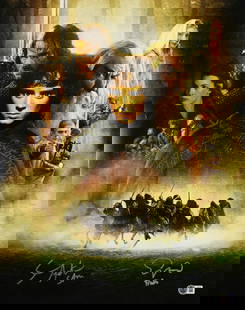 Elijah Wood & Sean Astin LOTR Signed 16x20 Vertical Collage Photo BAS Witnessed: Object Type: Photograph,Autograph Authentication: Beckett,Industry: Movies,Original/Reproduction: Original,PRODUCT_COA: Beckett,PRODUCT_SIGNED_BY_NAME: Elijah Wood & Sean
