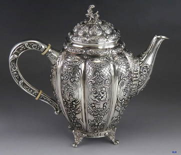 Vintage 1942 Beautifully Hand Chased Finnish Silver Teapot: Type: Teapot,Age: Post-1940,Style: Georgian,Composition: 830 purity silver,Year Made: 1942
