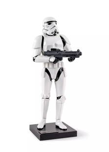 LLADRO LIMITED ED. STAR WARS STORMTROOPER SCULPTURE~(15.7" H x 6.29" W x 6.69" L): Condition: New: A brand-new, unused, unopened, undamaged item in its original packaging (where packaging is applicable). Packaging should be the same as what is found in a retail store, unless the ite