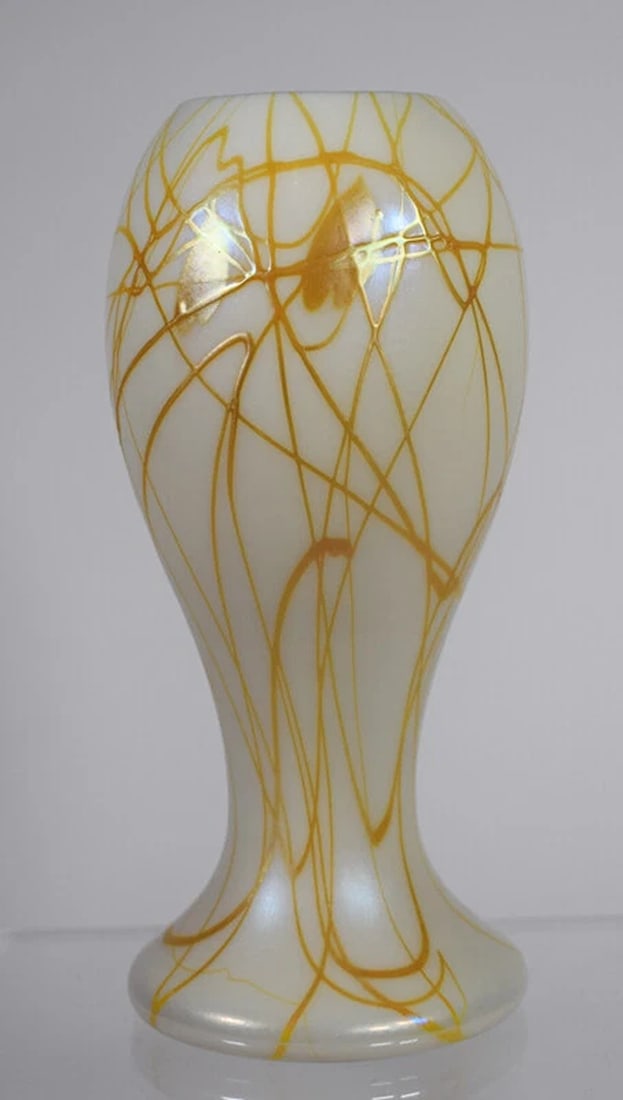 Steuben Alabaster/Gold Decorated with Gold Heart & Vine, Circa 1925: Material: Glass,Production Style: Art Glass,Brand: Steuben,Color: Gold,Type: Vase