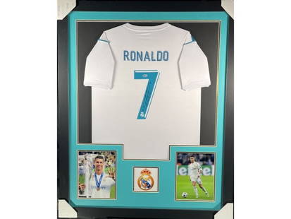 Framed Cristiano Ronaldo Signed Real Madrid 17-18 Home Jersey (Beckett LOA): Framed Cristiano Ronaldo Signed Real Madrid 17-18 Home Jersey (Beckett LOA)