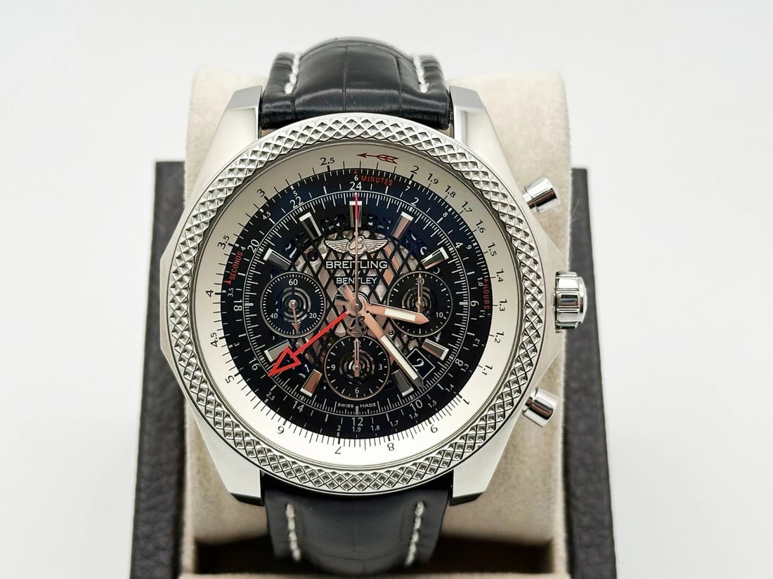 Breitling Bentley GMT B04 AB0431 Stainless Steel Leather Strap 49mm (1 of 7)