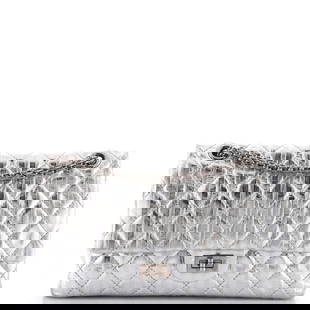 Chanel Rayures Reissue 2.55 Flap Bag Quilted Metallic Aged Calfskin 226: Condition: Pre-owned,Brand: Chanel,Exterior Material: Leather,Style: Shoulder Bags,Exterior Color: Silver,Department: Women,Size: 226