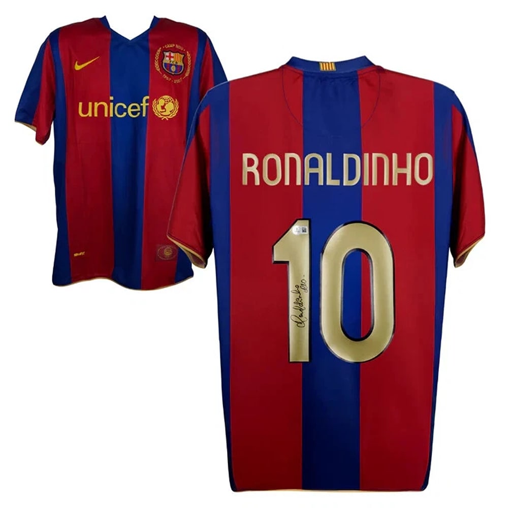 Ronaldinho Signed FC Barcelona Home Soccer Jersey #10 with Beckett COA (1 of 4)