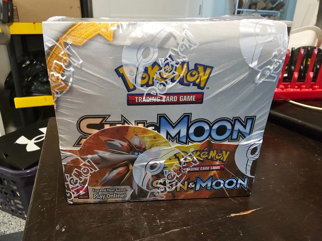 Pokemon TCG Sun & Moon Base Set Booster Box 36 Packs Factory Sealed Brand New (1 of 5)