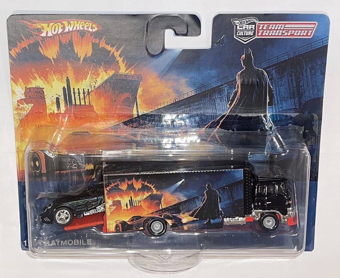 Custom Hot Wheels Team  Transport 1989 Batmobile w/ Real Riders -Batman (1 of 1)