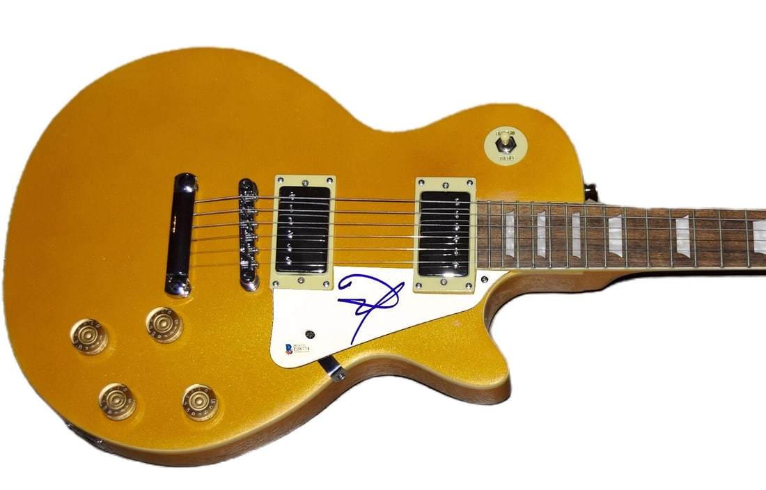 Dave Grohl Signed Autographed Gold LP Style Electric Guitar Beckett BAS COA: Autograph Authentication: Beckett,Industry: Music,Original/Reproduction: Original,Object Type: Guitar & Guitar PickElevate your jewelry collection with the iconic Cartier Love bracelet, crafted in 18k