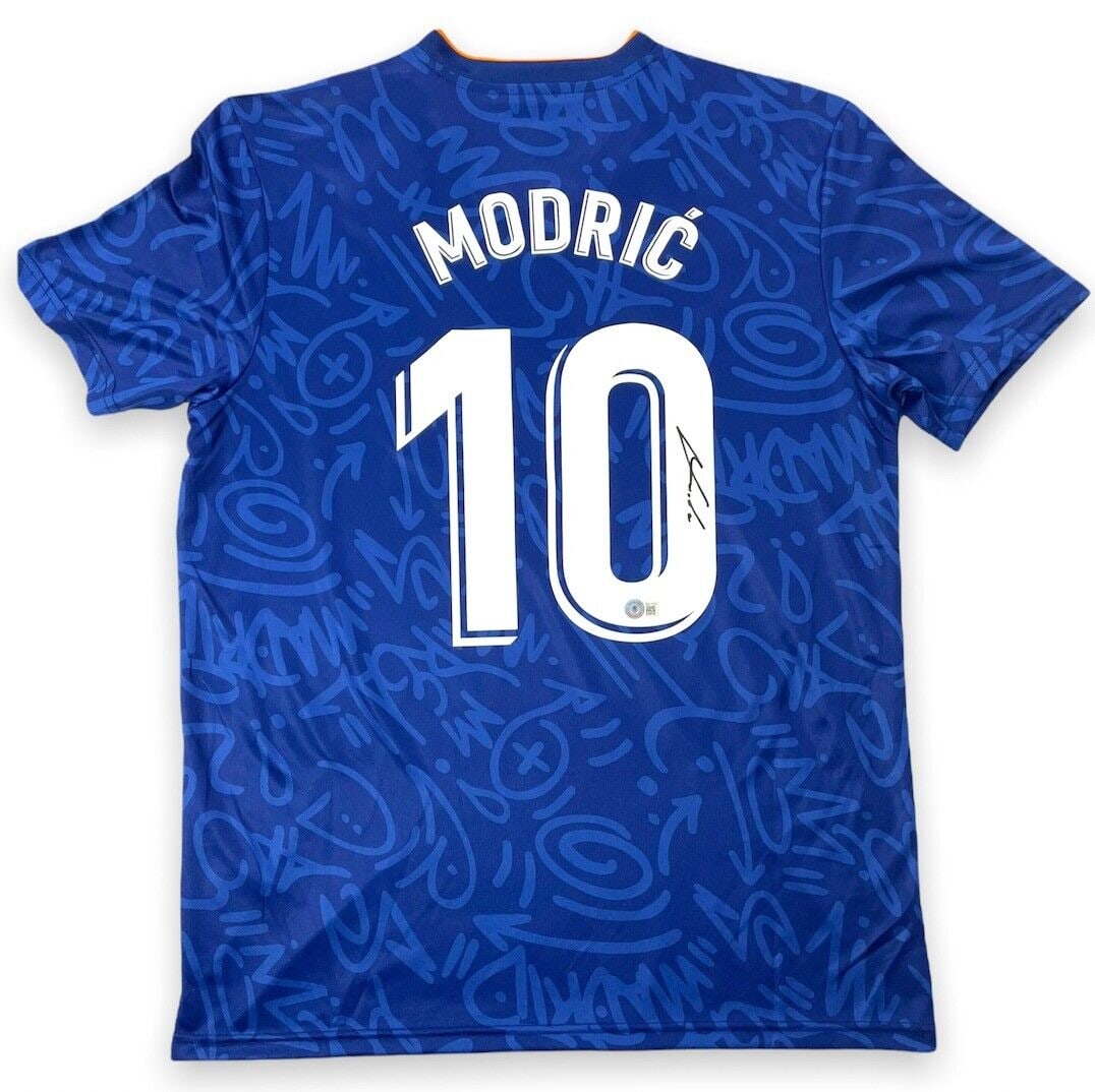 Luka Modric Signed Real Madrid Jersey (BAS COA): Luka Modric Signed Real Madrid Jersey (BAS COA)