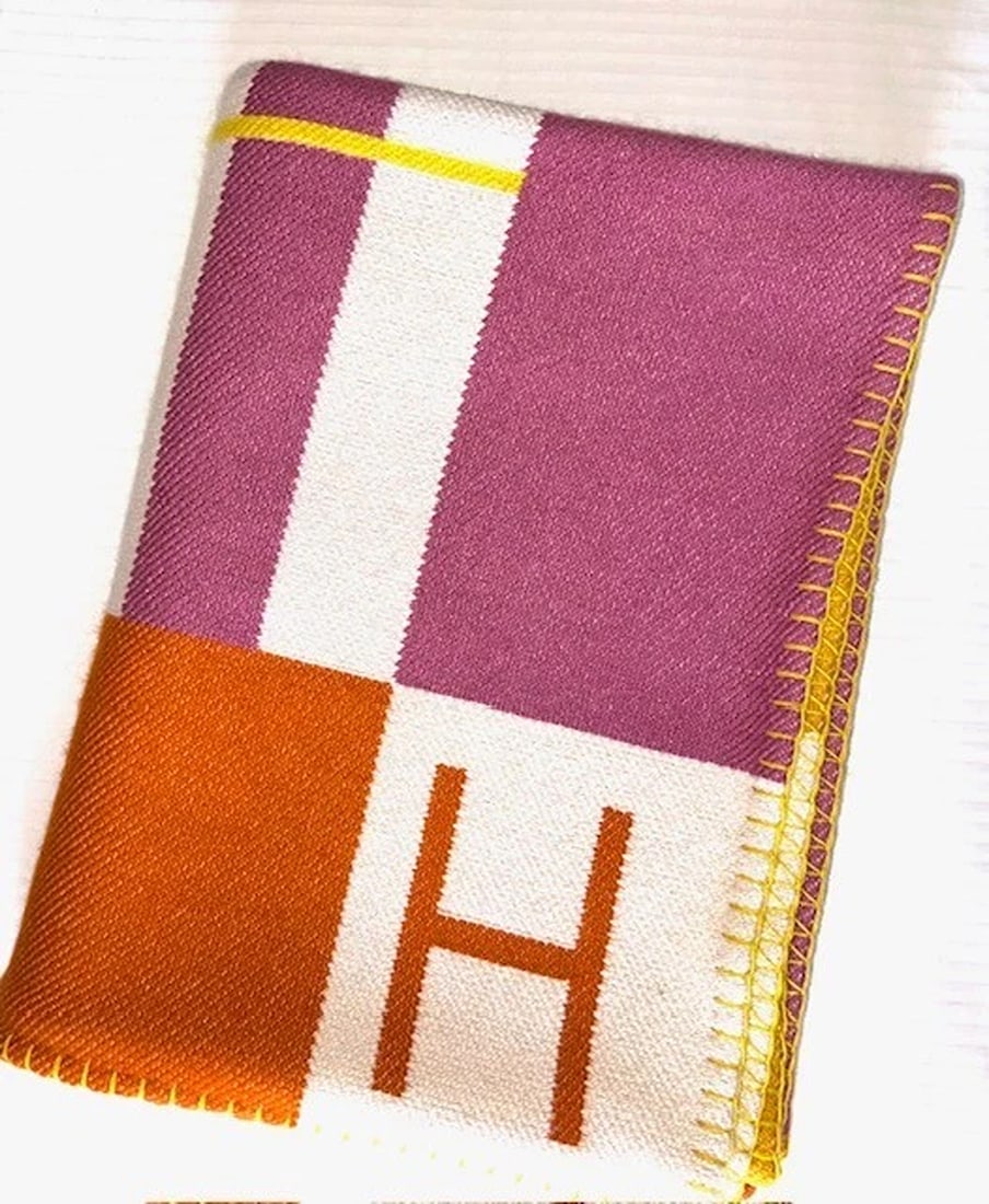Hermès Avalon H Club Handwoven Cashmere Blanket — Ochre & Orchidee (1 of 9)