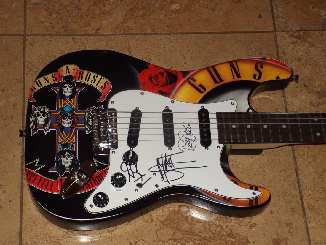Guns N' Roses: Clarke, Reed, Sorum Signed Electric Guitar JSA Authentication: Guns N' Roses: Clarke, Reed, Sorum Signed Electric Guitar JSA Authentication