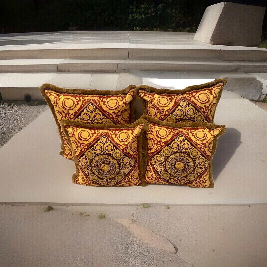 ATELIER VERSACE CUSTOM MADE SET OF 4 PILLOWS 2-SZ18??18?? 2-SZ22??22?? MULTI VELVET: Condition: Pre-owned: An item that has been used or worn previously. See the seller’s listing for full details and description of any imperfections. ,Brand: Versace,Type: Decorative Pillow,Material:
