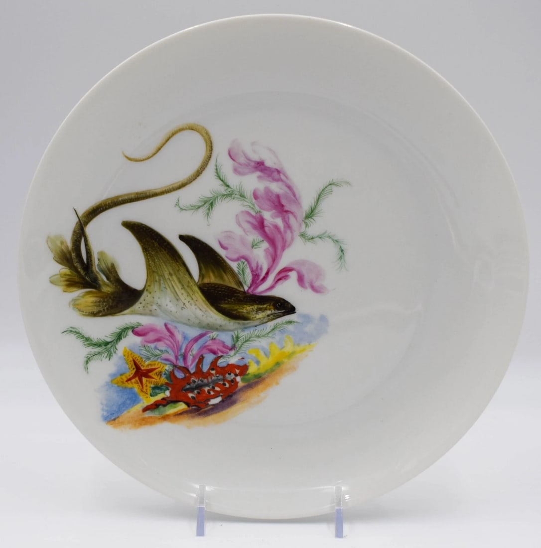 Rare Hand Painted Le Tallec Skate Fish Cabinet Plate for Black Starr & Gorham: Rare Hand Painted Le Tallec Skate Fish Cabinet Plate for Black Starr & Gorham. Very good condition. Measures 9 1/2" diameter by 7/8" deep.
