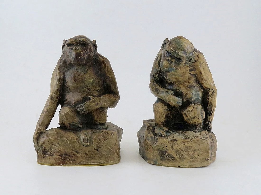 Clay Chimp Sculpture Bookends by Lora Woodhead Steere Acclaimed Paleontologist: a fabulous pair of hand sculpted bookends in the form of very realistic and quite large great apes or chimpanzee monkeys! As you can see, these were produced with a very rustic appearance, with lots o