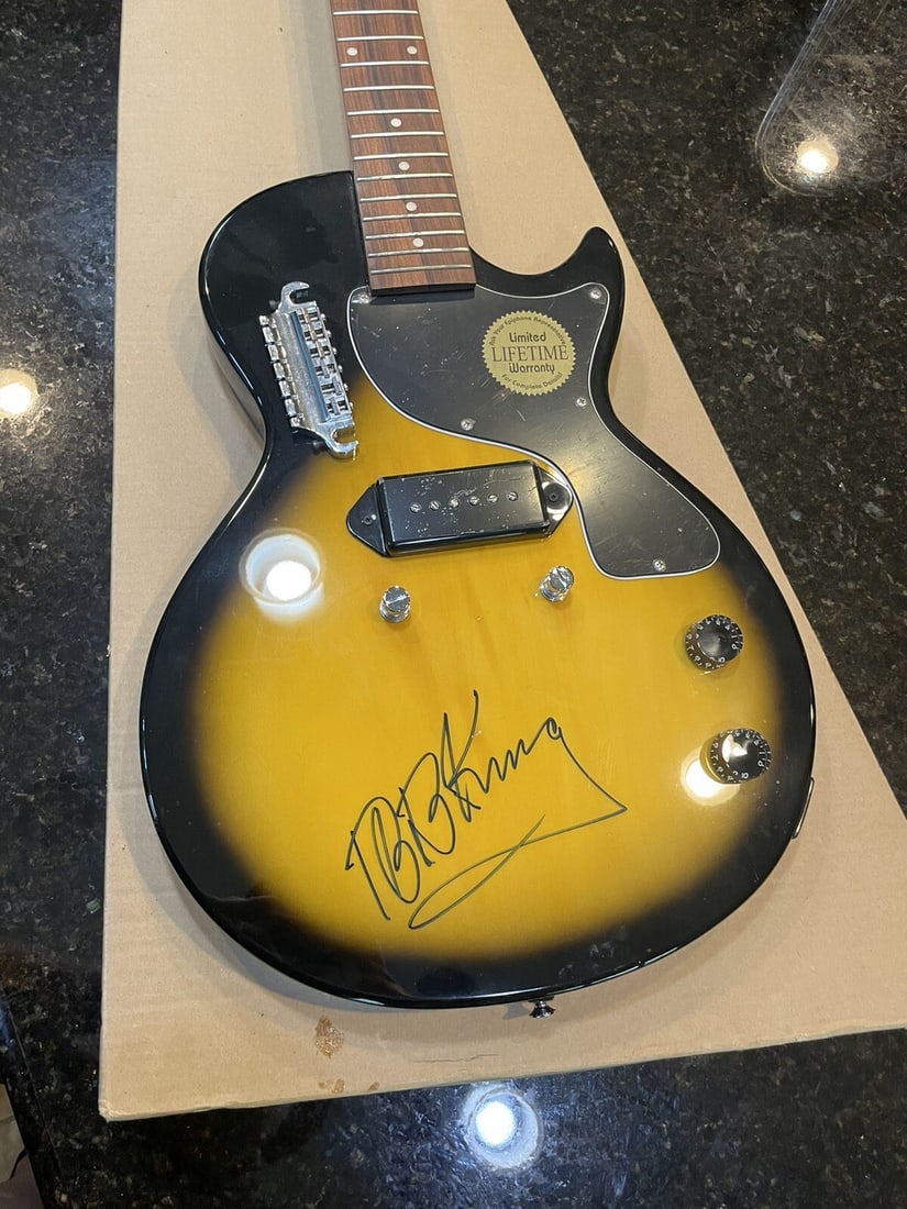 Hand Signed JSA Certified BB KING Gibson Epiphone Guitar (1 of 1)