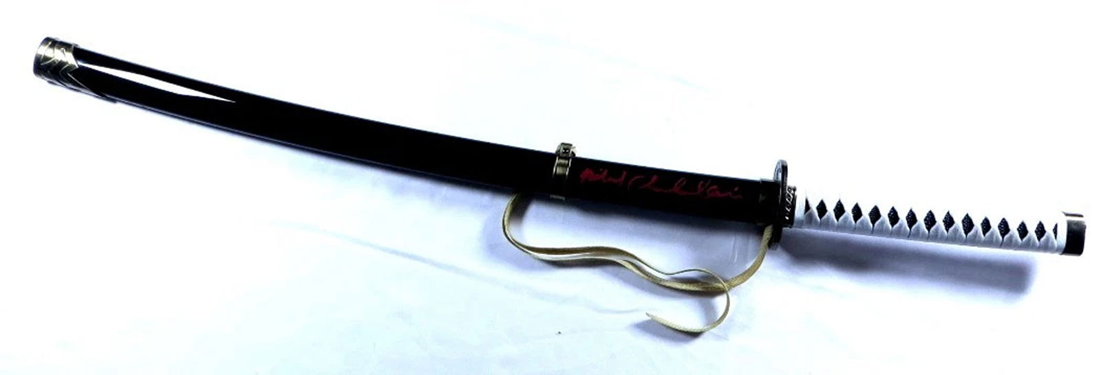Richard Chamberlain Signed Autographed Prop Samurai Sword Shogun JSA AL29615: Object Type: Sword,Signed by: Richard Chamberlain,Industry: Television,Original/Reproduction: Original,Autograph Authentication: James Spence (JSA),Signed: yes,Player: Richard Chamberlain