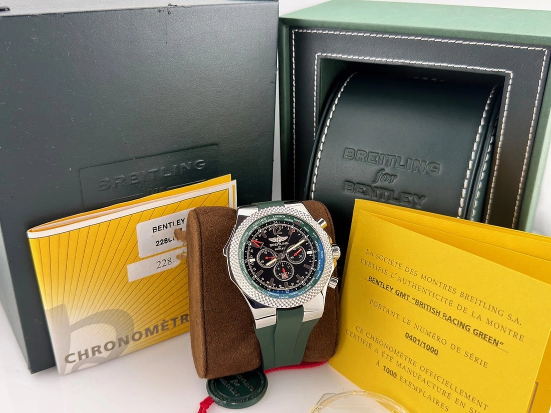 Breitling Bentley GMT A47362 49mm British Racing Green Steel Box Paper: Style Number: A47362S4/B919Serial: 2286***/***Year: 2016 Model: Breitling Bentley GMT - British Green Racing Limited Edition (Only 1000 Made) Case Material: Stainless Steel Band: Green Rubber Bezel: S