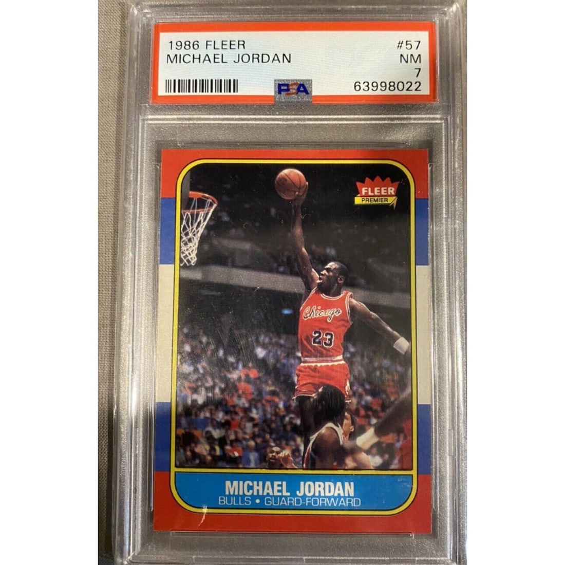 1986 Fleer #57 Michael Jordan PSA 7 ROOKIE CARD RC (1 of 2)
