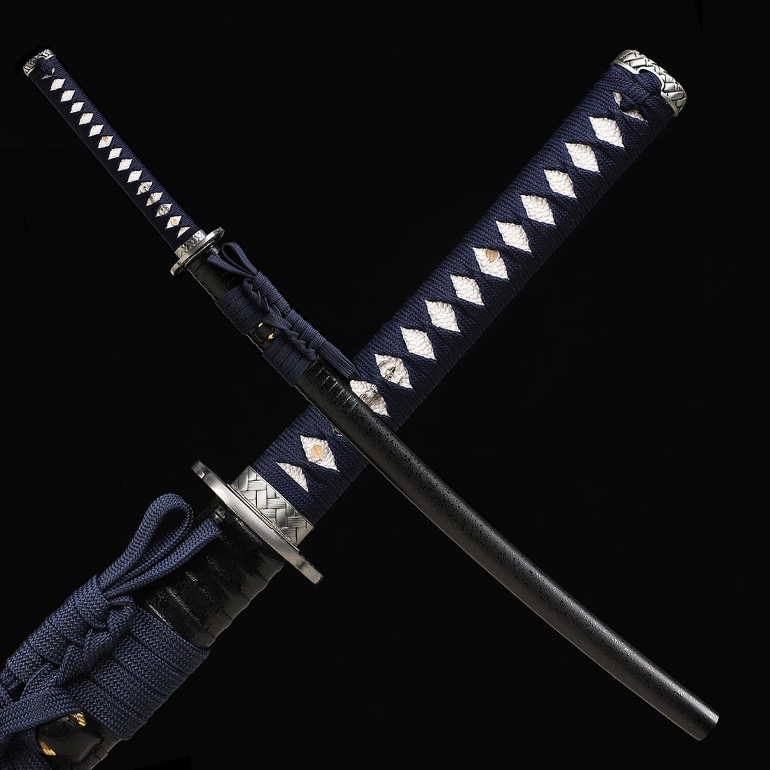 Japanese 1095 High Carbon Steel Katana Sword: Overall Length: 40.5 Inch /104Cm Nagasa Length: 27.8inch/70.5cmHandle Length: 10.6 Inch / 27 Cm . Condition: New: A brand-new, unused, unopened, undamaged