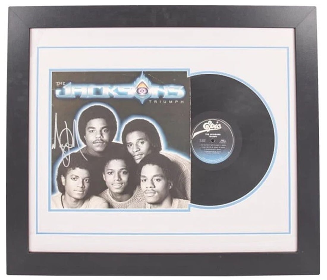 Michael Jackson Signed & Framed Album Cover (PSA LOA) (1 of 4)