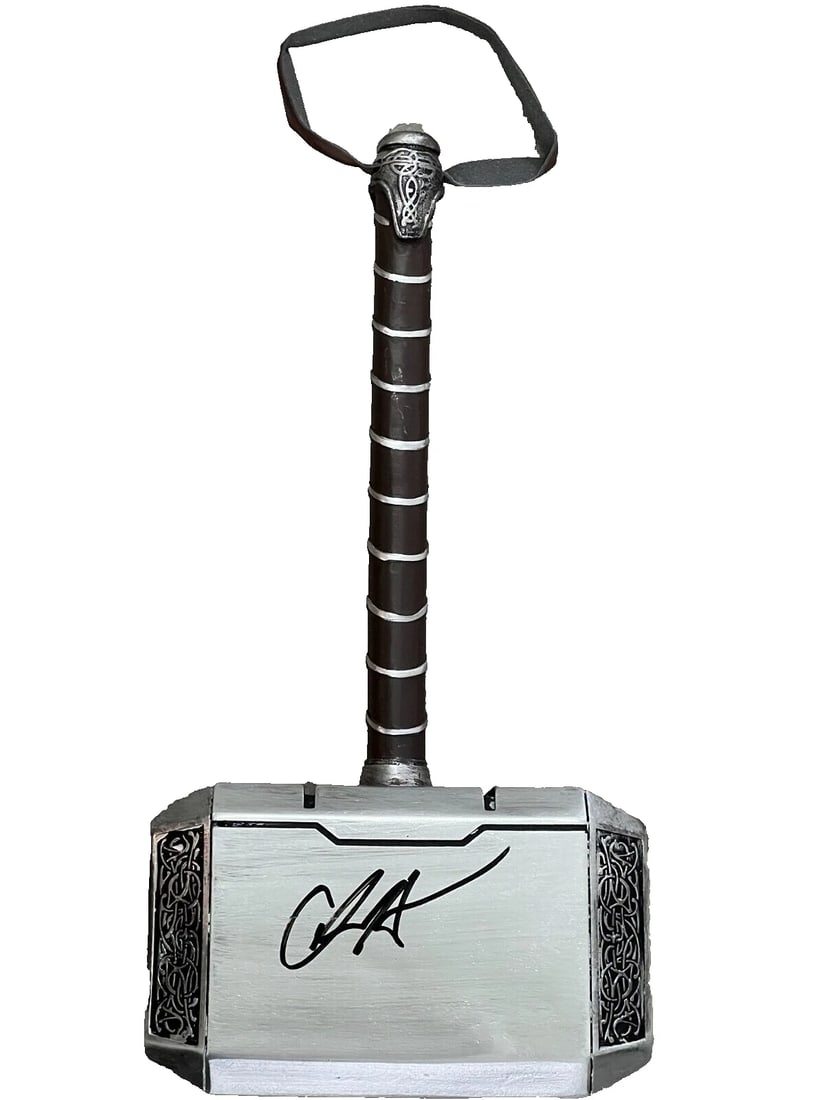Chris Hemsworth Thor 17" Signed Hammer Love & Thunder Beckett Witness 3.5LBS (1 of 14)