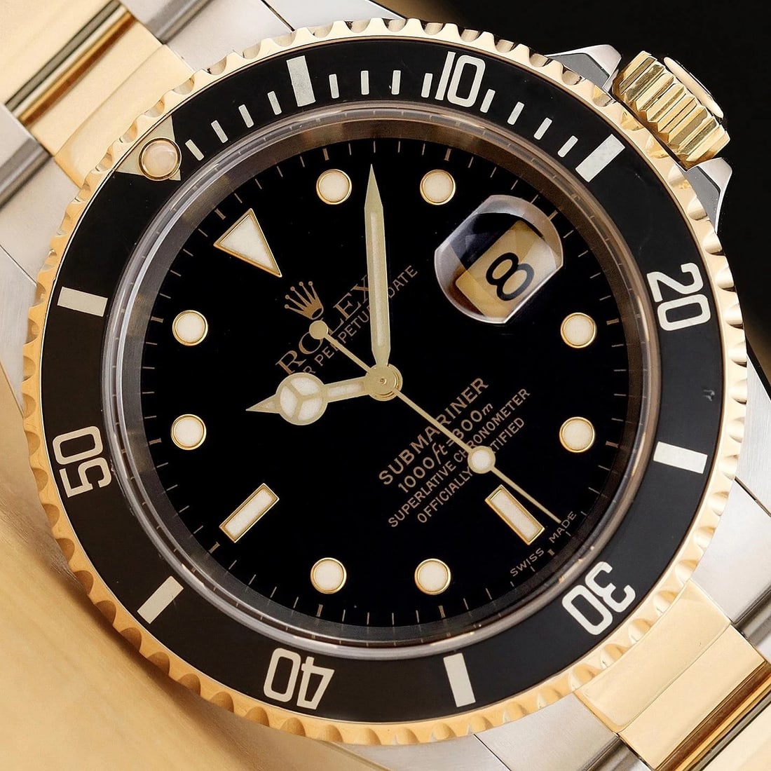 ROLEX SUBMARINER DATE 16613 LN 40MM 18K YELLOW GOLD STEEL 2-TONE BLACK WATCH (1 of 16)