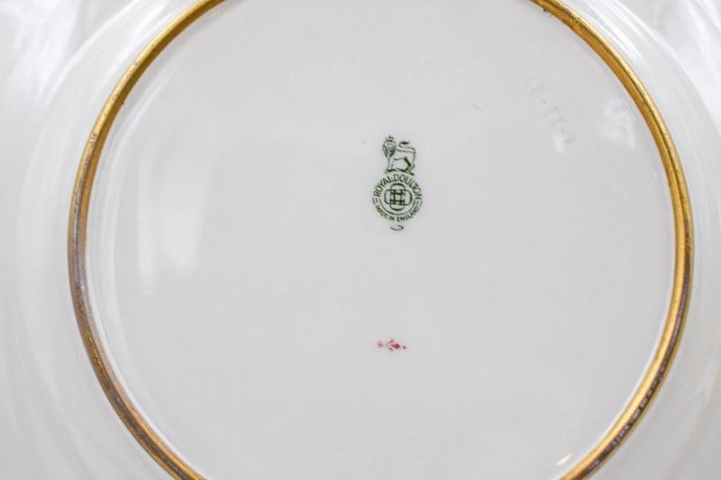 3 Red Royal Doulton Raised Paste Gold Dinner Plates, Circa 1920 - 4