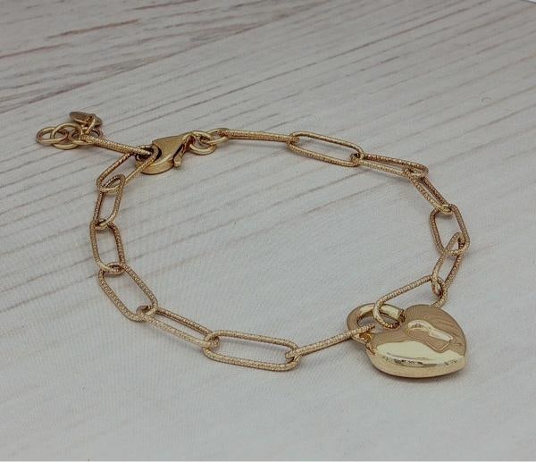 Heart Lock Adjustable Chain Bracelet In 14k Yellow Gold: Condition: Pre-owned - Good,Antique: No,Closure: Lobster,Occasion: Anniversary, Birthday, Christmas, Graduation, Mother's Day, Valentine's Day, Wedding,Sizable: Yes,Metal: Yellow Gold,Item Length: 7 i