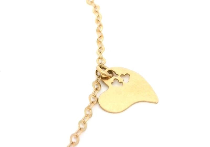 Turquoise Heart Charm Bracelet In 18k Yellow Gold: Condition: Pre-owned - Good,Antique: No,Main Stone Creation: Natural,Closure: Lobster,Occasion: Anniversary, Birthday, Christmas, Graduation, Mother's Day, Valentine's Day, Wedding,Main Stone Width: