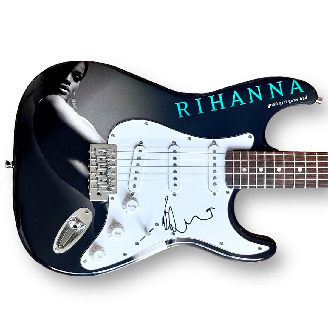 Rihanna Signed Custom Guitar (JSA COA) (1 of 4)