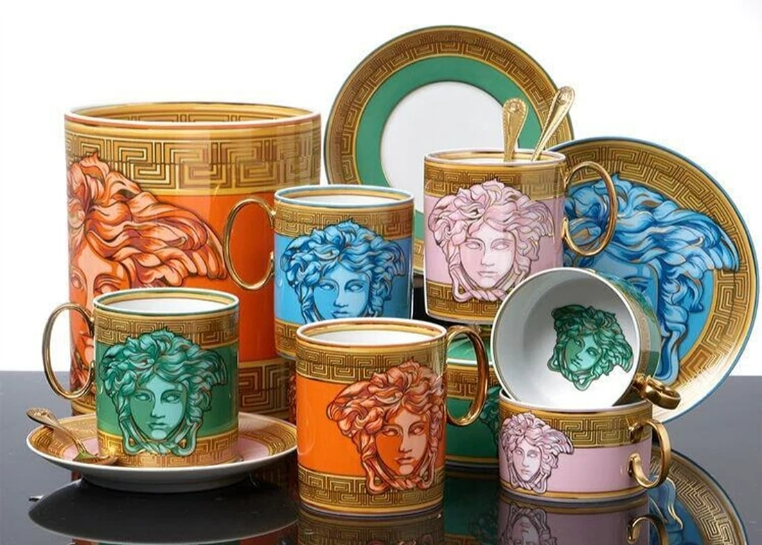 Versace Rosenthal Medusa Amplified Set 4 Mugs in 4 Different Colours (1 of 1)