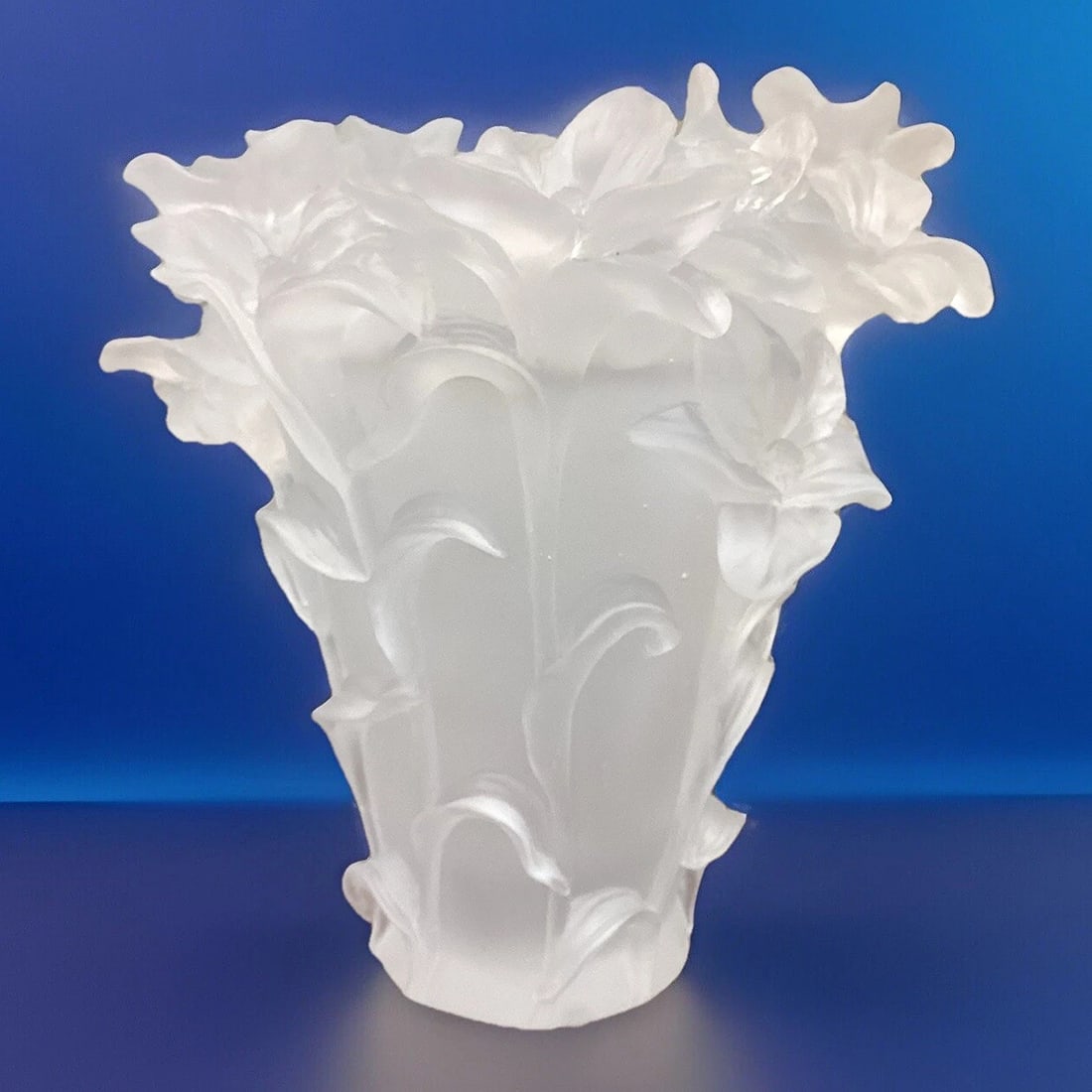 Nancy Daum Style Iris Vase Heavy Clear Crystal Xl Vase H8?? Unique Maker Unknown (1 of 9)
