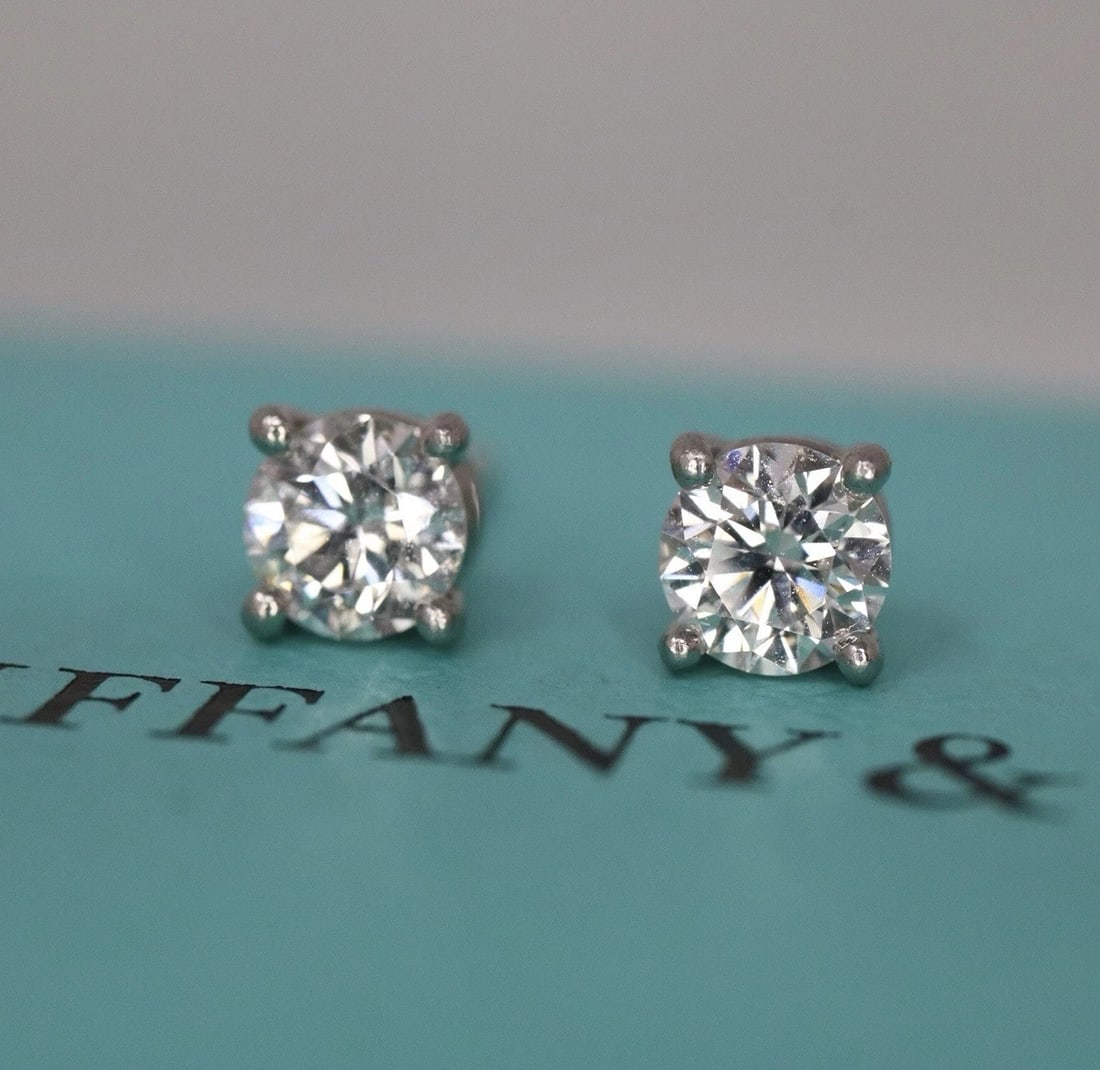 Tiffany & Co Platinum Round Brilliant Cut Diamond Stud Earrings .60ct VVS1 $6500 (1 of 6)