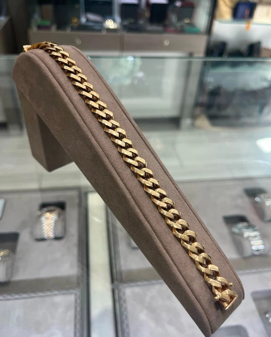 14K YELLOW GOLD SOLID CUBAN LINK BRACELET 8" 10MM 44.1G: Condition: Pre-owned: An item that has been used or worn previously. See the seller’s listing for full details and description of any imperfections. ,Metal: Yellow Gold,Item Length: 8 in,Chain