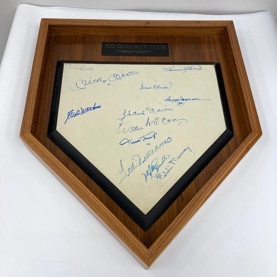 500 Home Run Signed Home Plate 12 Sigs Mickey Mantle Ted Williams JSA COA: (12 Signatures). This home plate is signed by 12 legendary members of the Baseball 500 Home Run Club, including Mickey Mantle, Hank Aaron, Willie Mays, Ted Williams, Ernie Banks, Eddie Murray, Frank R