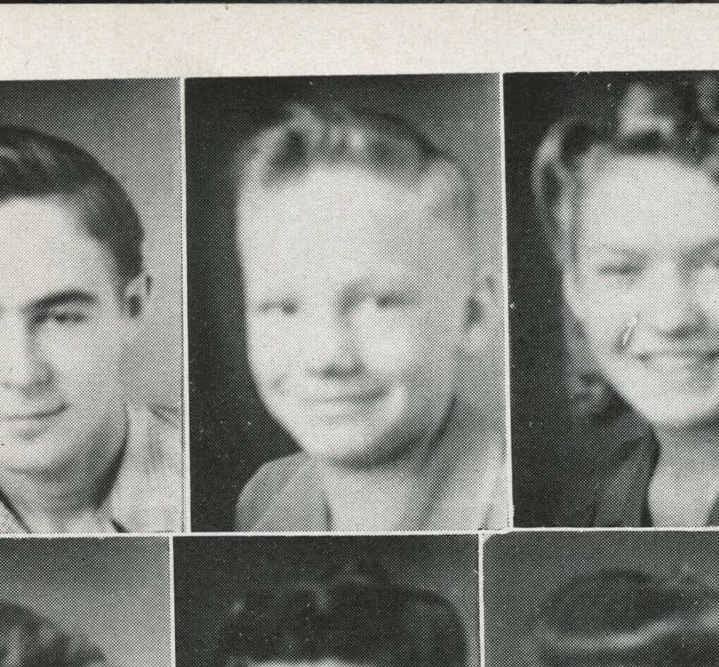 RARE!! Neil Armstrong Signed 1945 High School Yearbook JSA: Neil Armstrong Signed 1945 High School Yearbook JSA
