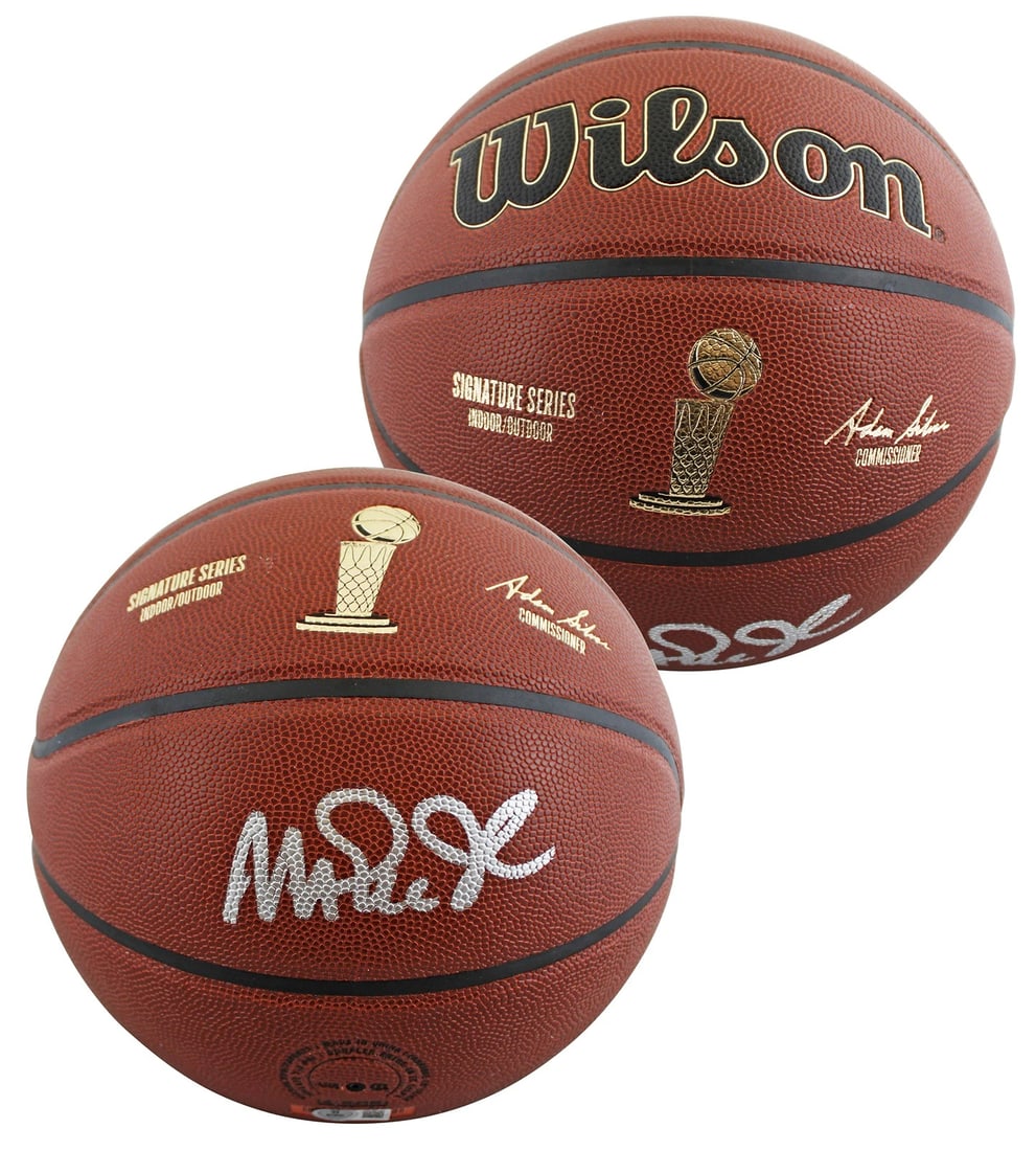 Lakers Magic Johnson Signed Wilson Trophy Series Basketball BAS Witnessed (1 of 4)