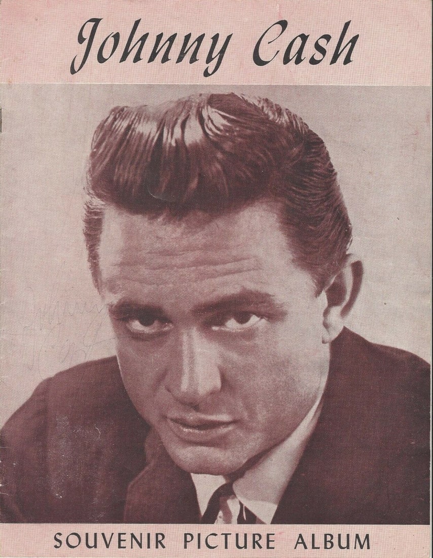 JOHNNY CASH Signed Autograph Vintage Souvenir Picture Album JSA LOA (1 of 2)