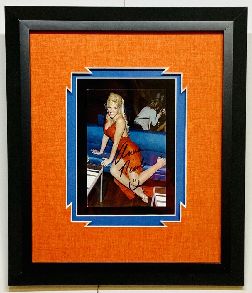 ANNA NICOLE SMITH Signed Autograph 4x6 Photo JSA COA Playboy Model FRAMED: ANNA NICOLE SMITH Signed Autograph 4x6 Photo JSA COA Playboy Model FRAMED