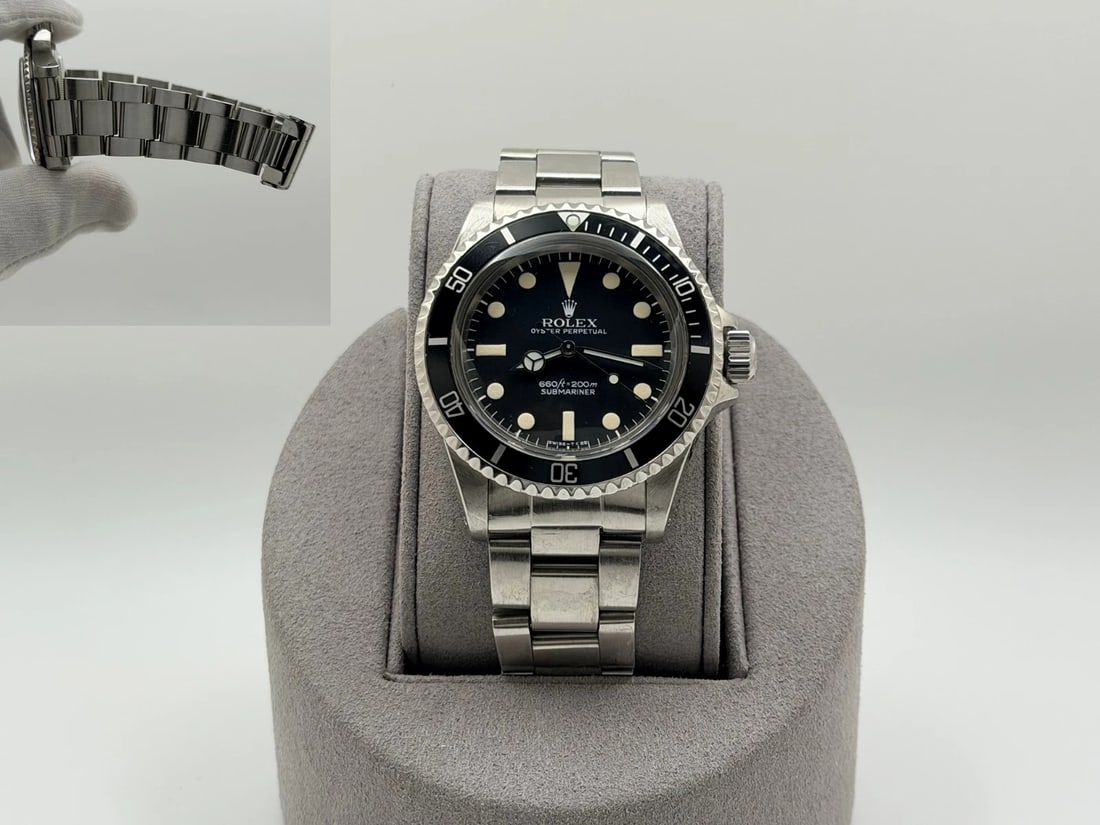 Vintage Rolex Submariner No Date 5513 40mm Matte Dial Stainless Steel: Style Number: 5513Serial: 528****Year: 1978 Model: Rolex Submariner No Date Case Material: Stainless Steel Band: Stainless Steel Bezel: Black Dial: Black Matte Dial Crystal: Acrylic Case Size: 40mm In