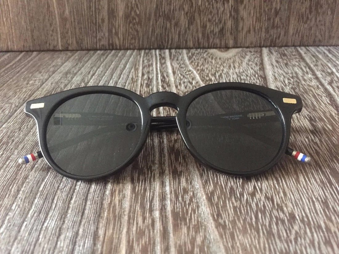 THOM BROWNE ROUND BLACK DESIGNER SUNGLASSES DARK GREY LENS NEW WITH CASE (1 of 12)